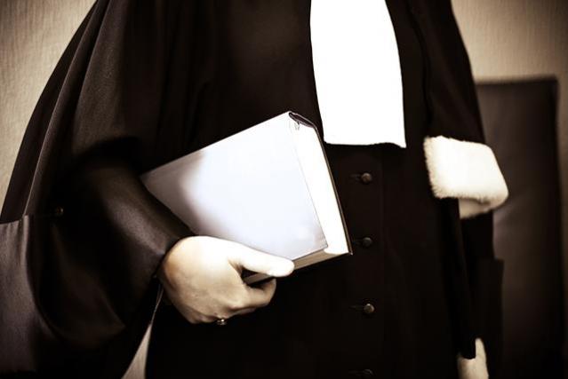 Avocat mise sous tutelle